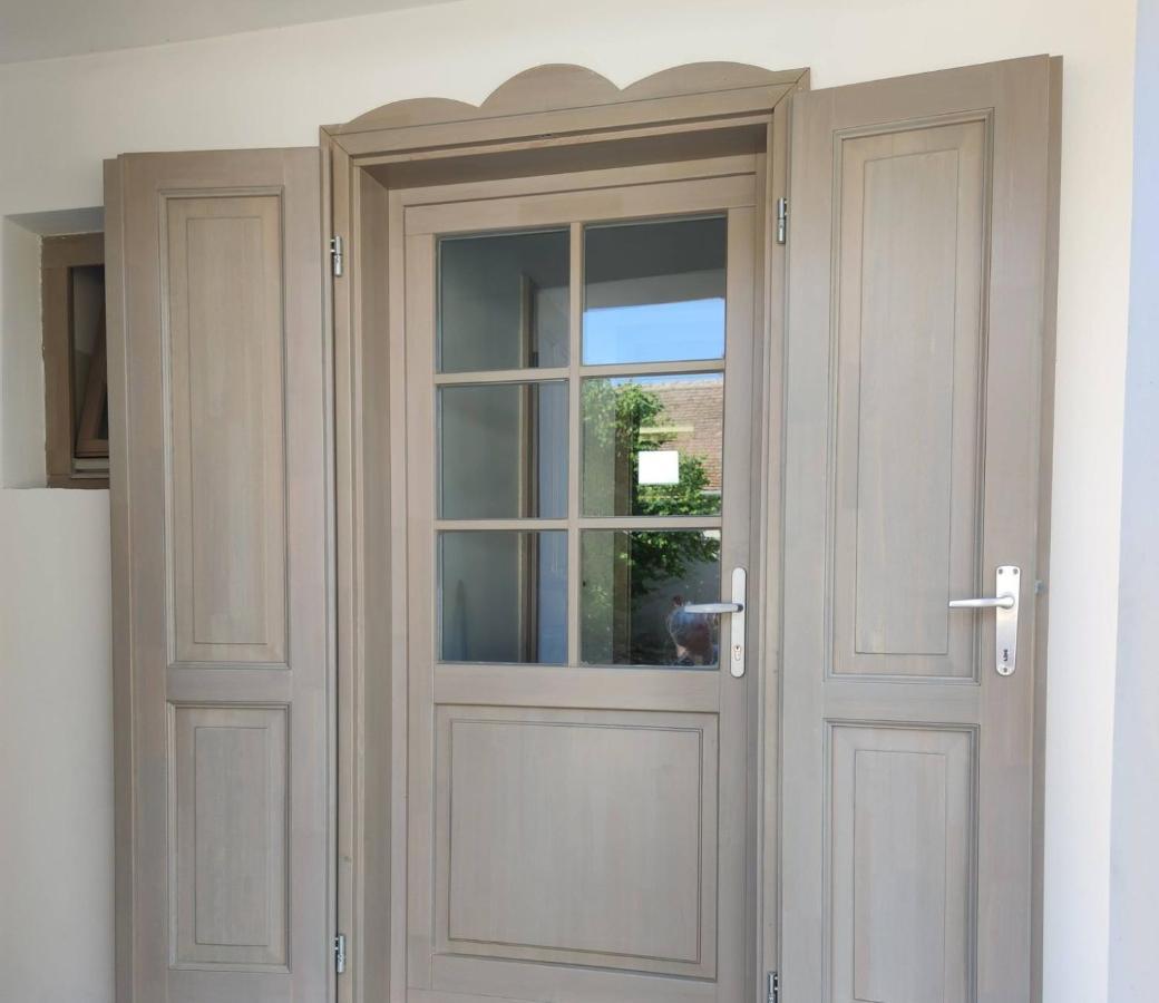 Das Blaue Haus Guesthouse - Kovacshida Bagian luar foto